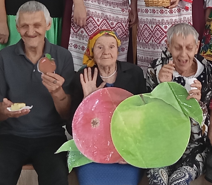 Неунывающая баба Валя
